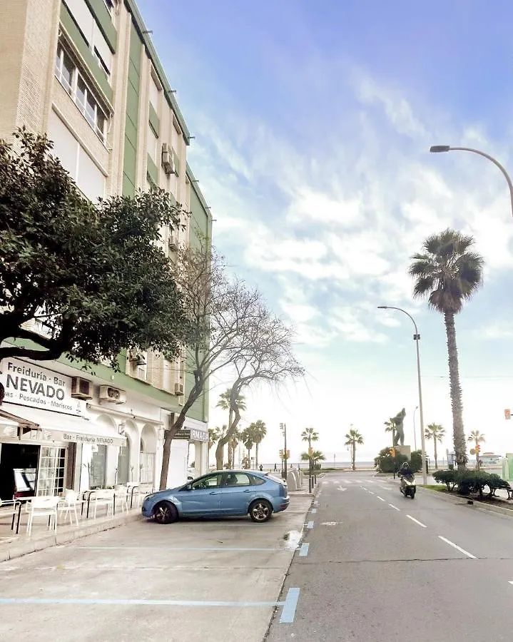 Apartamento Holidays2Malaga Tomas De Echeverria 150 Mts To Beach & High Speed Wifi & Parking