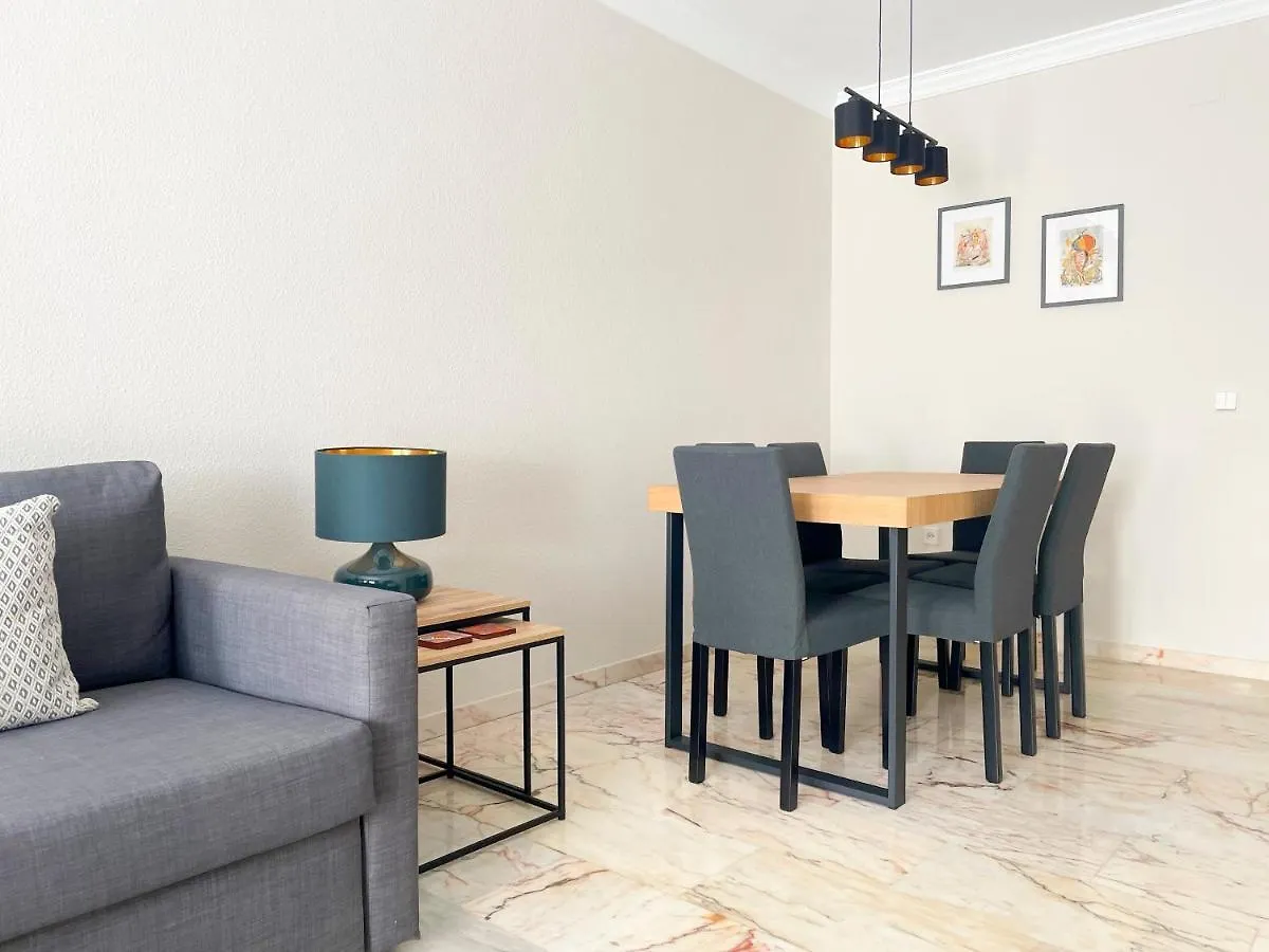 Apartamento Holidays2Malaga Tomas De Echeverria 150 Mts To Beach & High Speed Wifi & Parking España