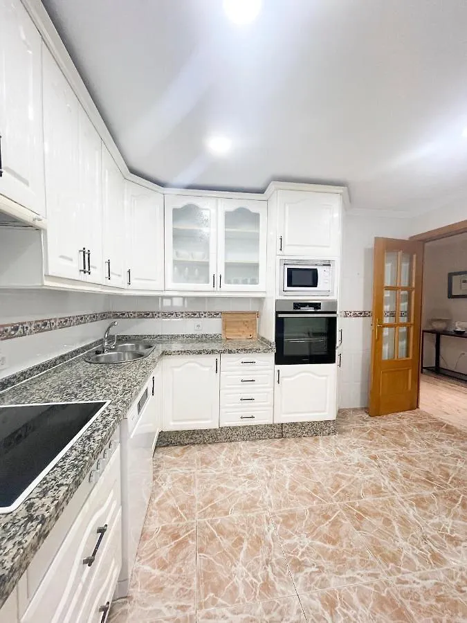 Apartamento Holidays2Malaga Tomas De Echeverria 150 Mts To Beach & High Speed Wifi & Parking